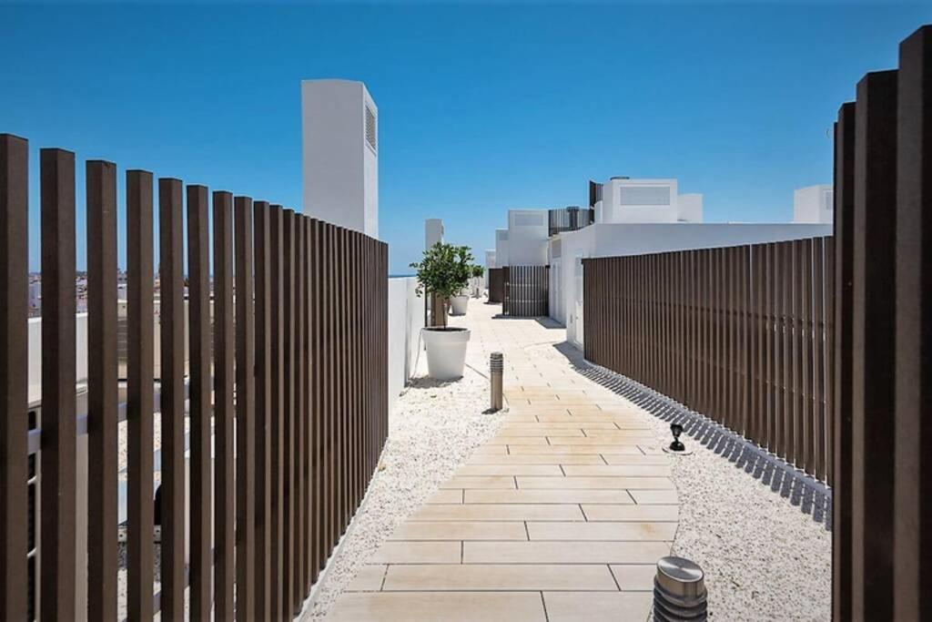 Keywise Family Luxury Infinity Beach & Golf إِستيبونا المظهر الخارجي الصورة